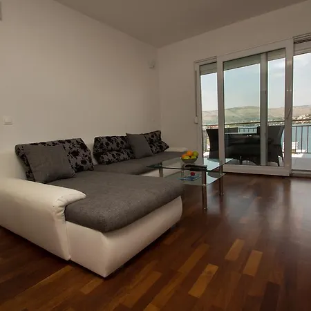 Apartment Kelic *